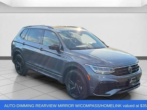 VOLKSWAGEN TIGUAN 4MOTION 2023 3VV8B7AX3PM023329 image